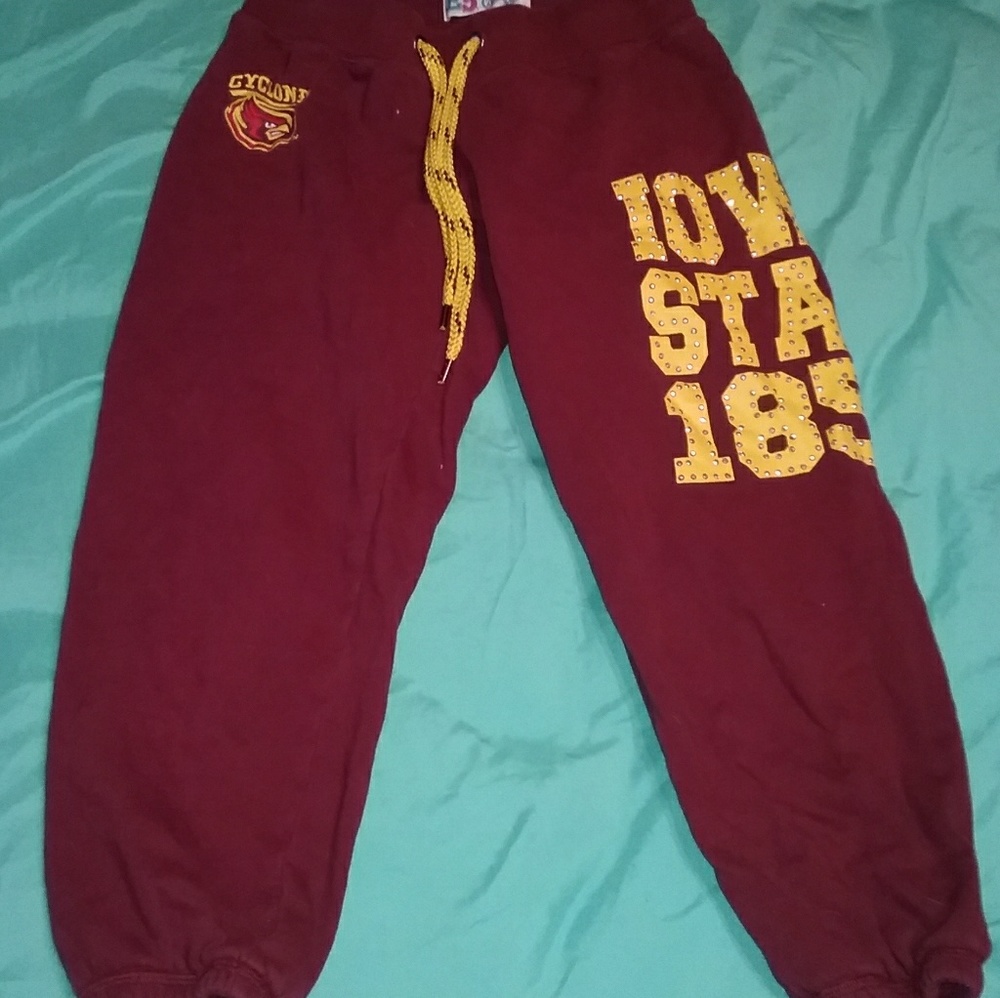 Iowa state cropped sweats